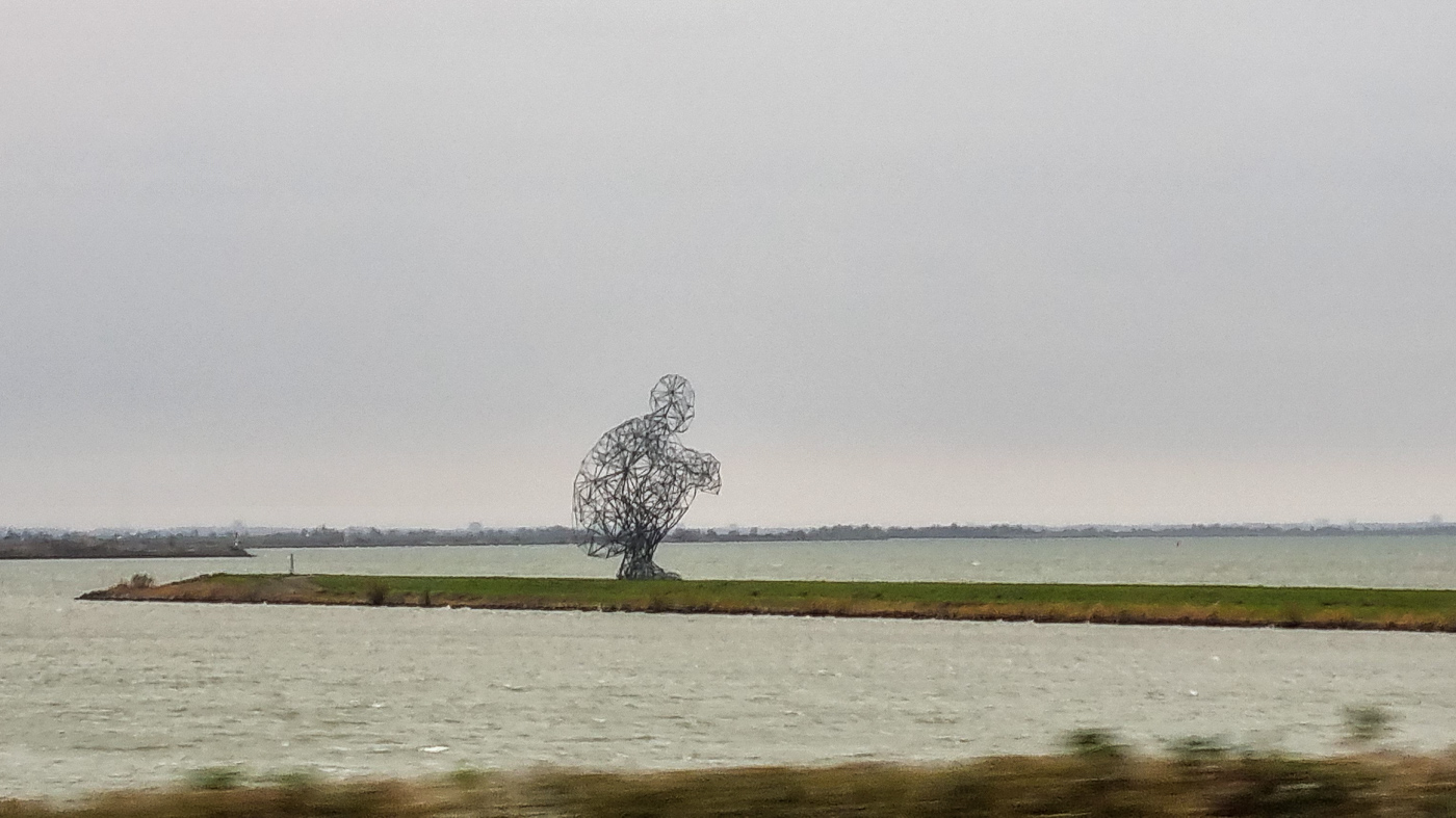 Exposure, kunstwerk Antony Gormley in Lelystad