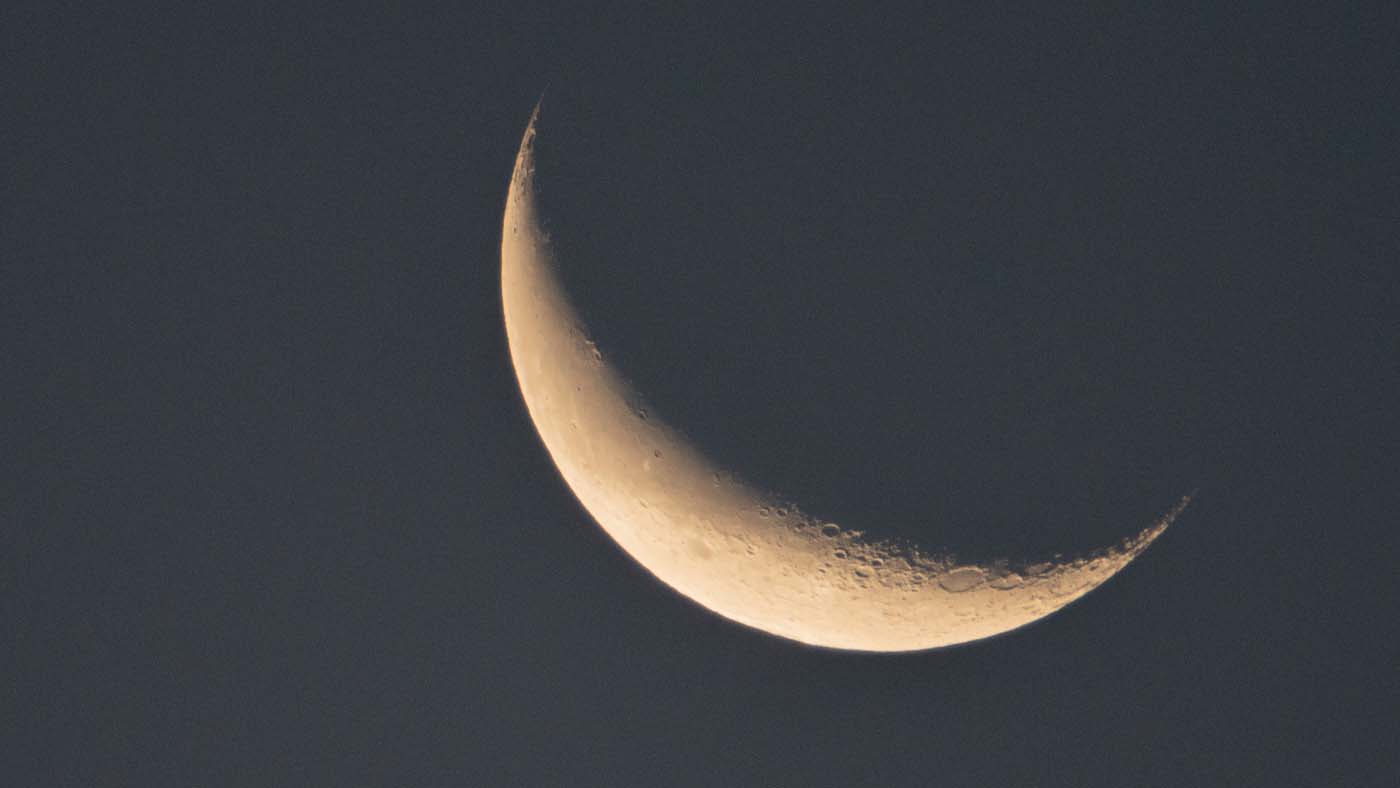 De maan bij de telpost ©Martien van Dooren